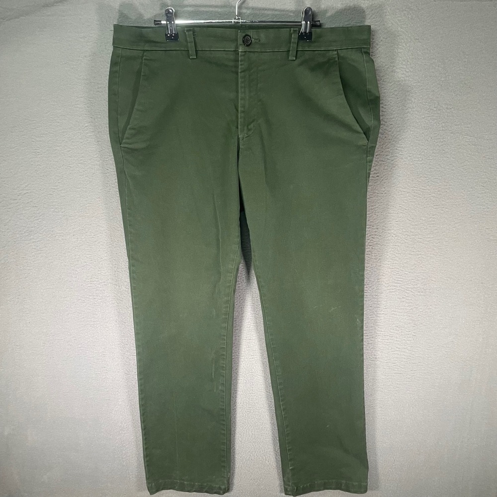 St Johns Bay Mens Chino Pants 34x32 Green Straight Fit Flex Stretch